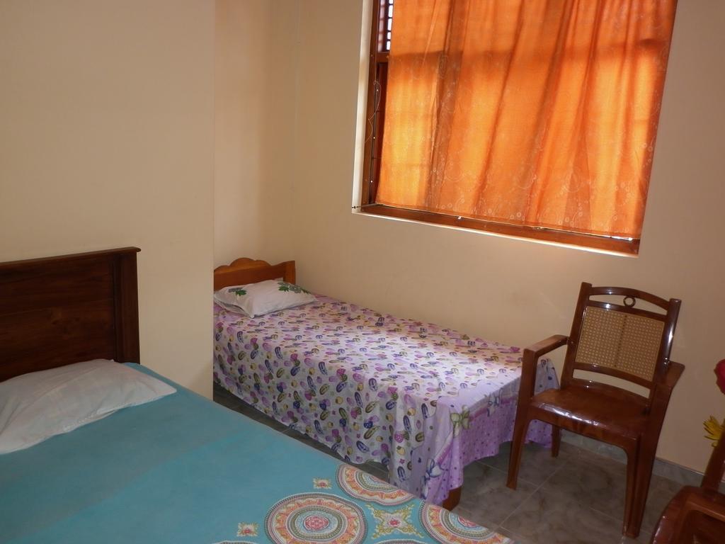 Seetha'S Hostel 니곰보 객실 사진