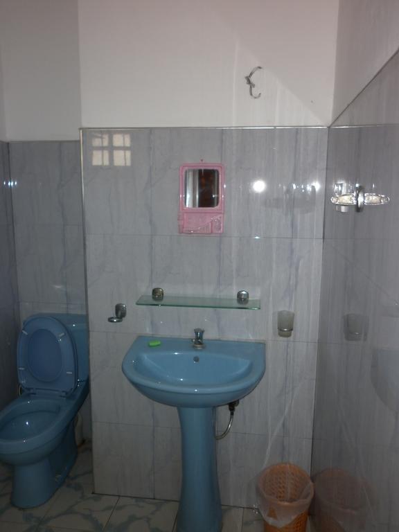 Seetha'S Hostel 니곰보 객실 사진